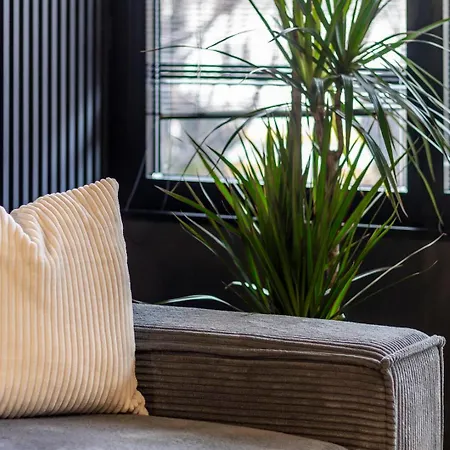 Lungolago Modern Fd Apartman Como